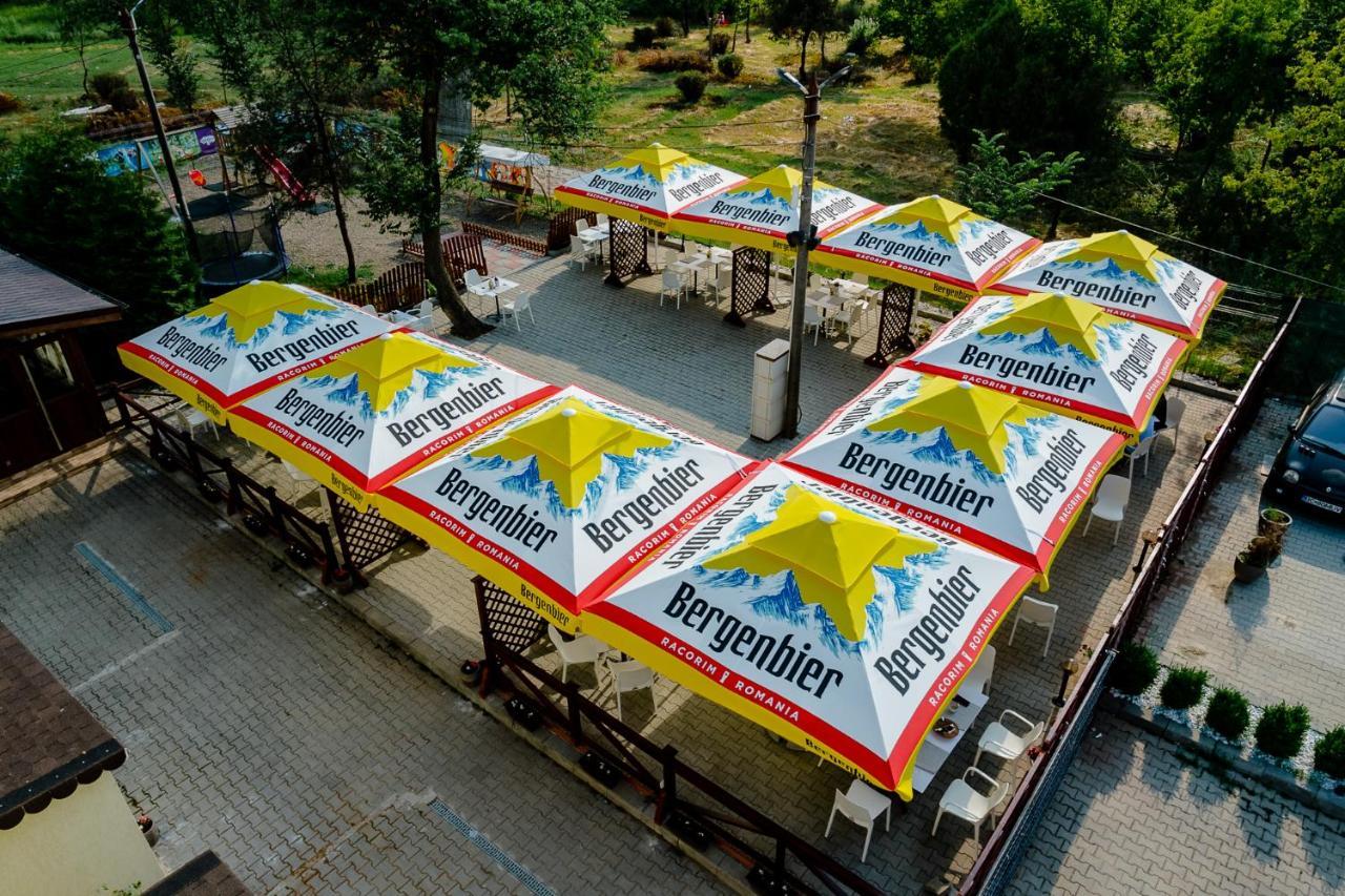 Pensiunea Vialux Бакэу Экстерьер фото